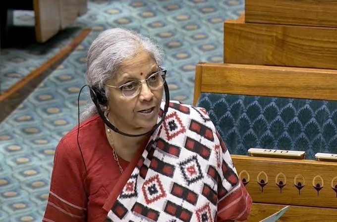 IMF के अनुसार FY29 तक 5 ट्रिलियन डॉलर की अर्थव्यवस्था बनेगा भारत, निर्मला सीतारमण का बड़ा बयान