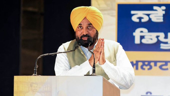 पंजाब में कथित पेपर लीक पर सियासत तेज, भाजपा ने इस्तीफा मांगा, मुख्यमंत्री ने आरोप नकारे