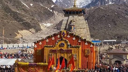 केदारनाथ यात्रा फिर हुई शुरू, मलबा हटने और मौसम सुरक्षित होने के बाद श्रद्धालुओं को मिली राहत