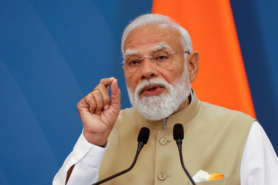 भारत दुनिया के सबसे बड़े स्वास्थ्य कार्यक्रमों में से एक संचालित करता है: मोदी