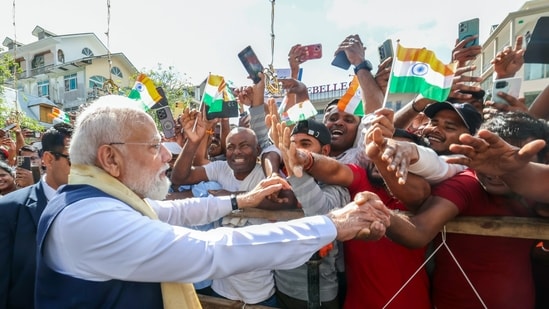 पीएम मोदी ने सेशेल्स को सौंपा भारत में निर्मित गश्ती पोत, समुद्री सुरक्षा सहयोग को मिली मजबूती