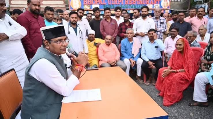 'विश्वास की चौपाल' के माध्यम से जनता से सीधा संवाद, सरकार ने बढ़ाया जनसंपर्क अभियान