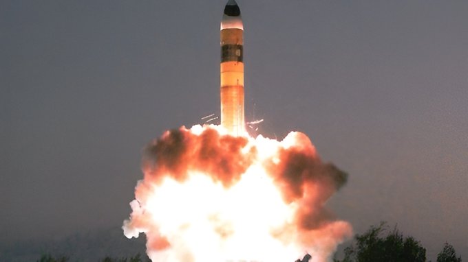 भारत ने सफलतापूर्वक किया अग्नि-5 MIRV मिसाइल परीक्षण, बढ़ी परमाणु प्रतिरोधक क्षमता