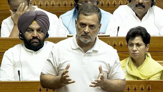 सैनिक स्कूलों में RSS की बढ़ती भूमिका के राहुल गांधी के दावे पर सबूत की मांग, संसदीय समिति अध्यक्ष ने उठाए सवाल