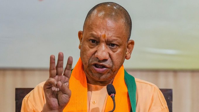 UP में हीटवेव अलर्ट के बीच योगी आदित्यनाथ ने बिजली, पानी और स्वास्थ्य सेवाएं बाधित न होने के निर्देश दिए