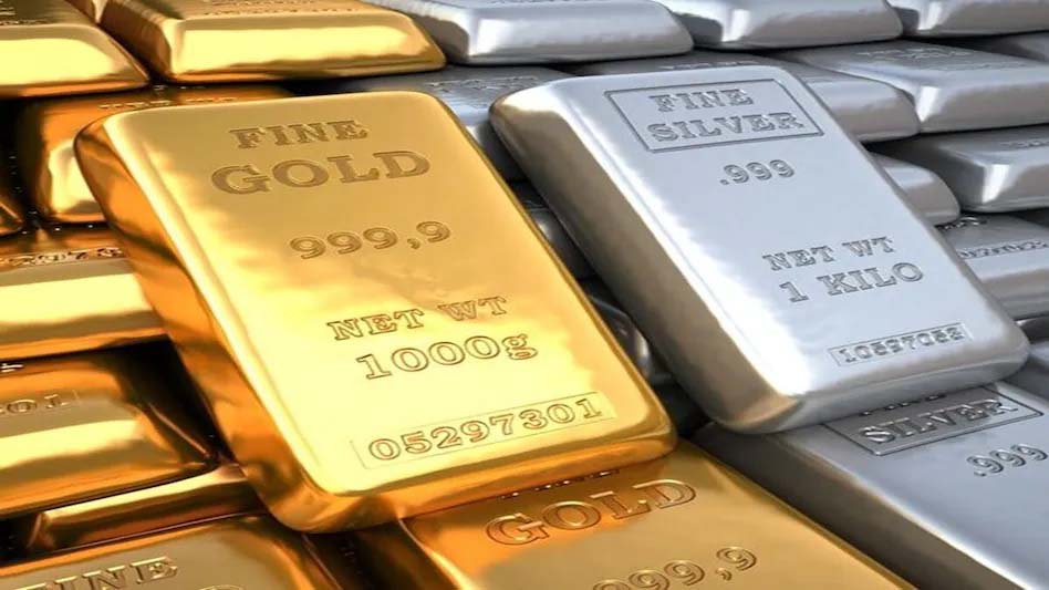 सोना-चांदी के भावों में आई गिरावट, सोना 76,382 प्रति 10 ग्राम, चांदी 90,147 रुपए 