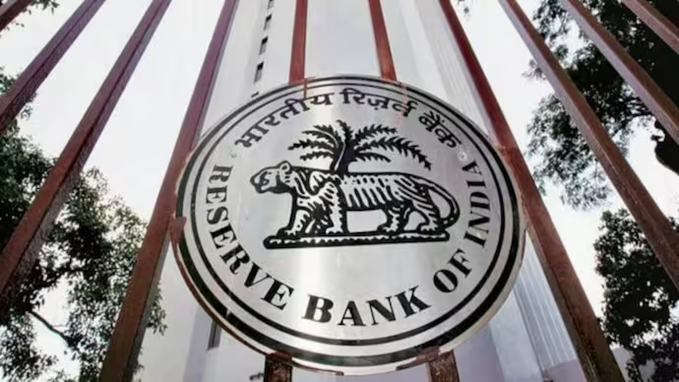 क्रिप्टोकरेंसी पर सख्त रुख बरकरार, आरबीआई ने प्रतिबंध की वकालत की, आयकर विभाग ने कर चोरी का खतरा बताया