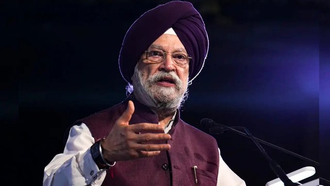 कच्चे तेल की सस्ती खेप पहुंचने पर घट सकते हैं पेट्रोल-डीजल के दाम, हरदीप सिंह पुरी का संकेत