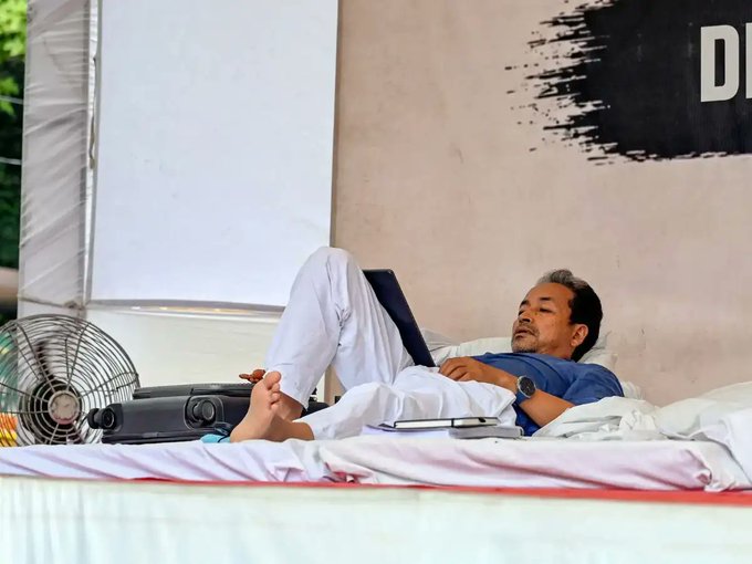 CJP का प्रदर्शन 16वें दिन भी जारी, आठवें दिन के उपवास में सोनम वांगचुक का 6 किलो वजन घटा