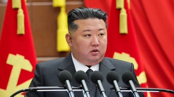 उत्तर कोरिया ने पश्चिमी तट से जापान की ओर बैलिस्टिक मिसाइलें दागीं