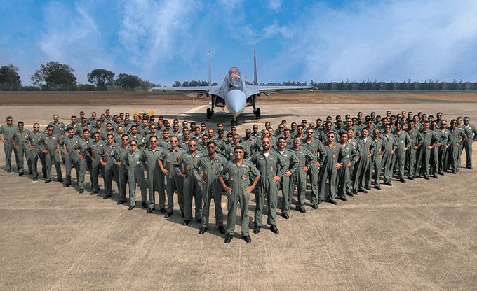 भारतीय वायुसेना बनी दुनिया की तीसरी सबसे शक्तिशाली वायुसेना, चीन को पीछे छोड़ रचा नया इतिहास